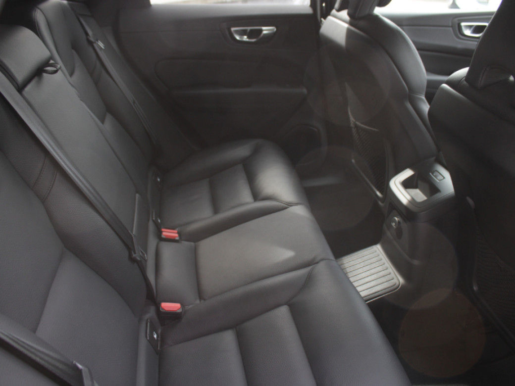 2022 Volvo XC60
