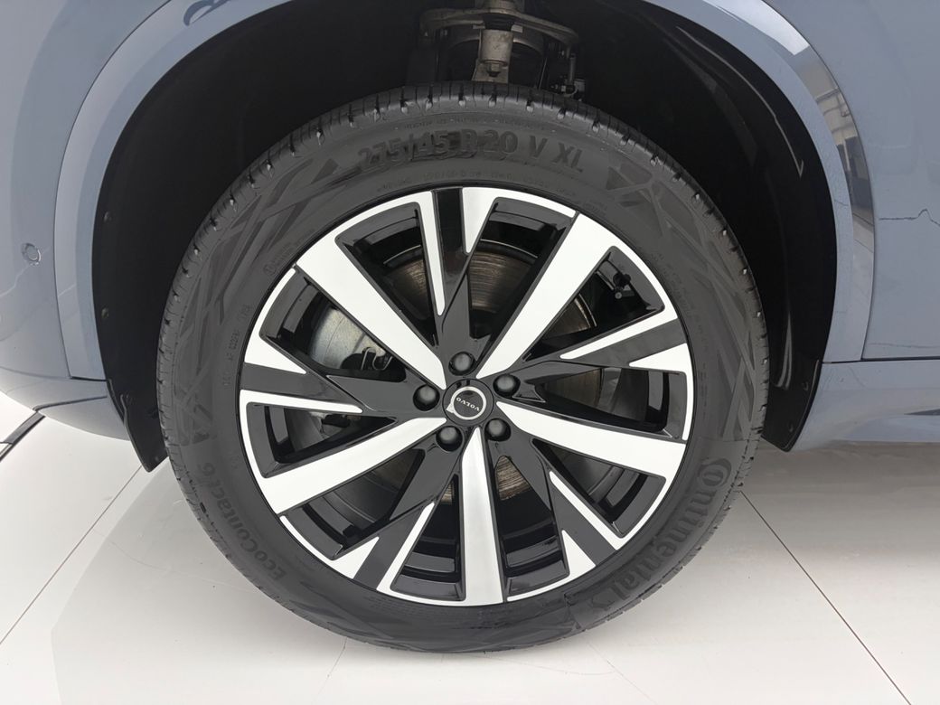 2025 Volvo XC90