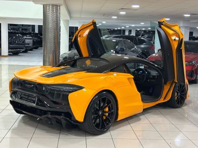 2023 McLaren Artura