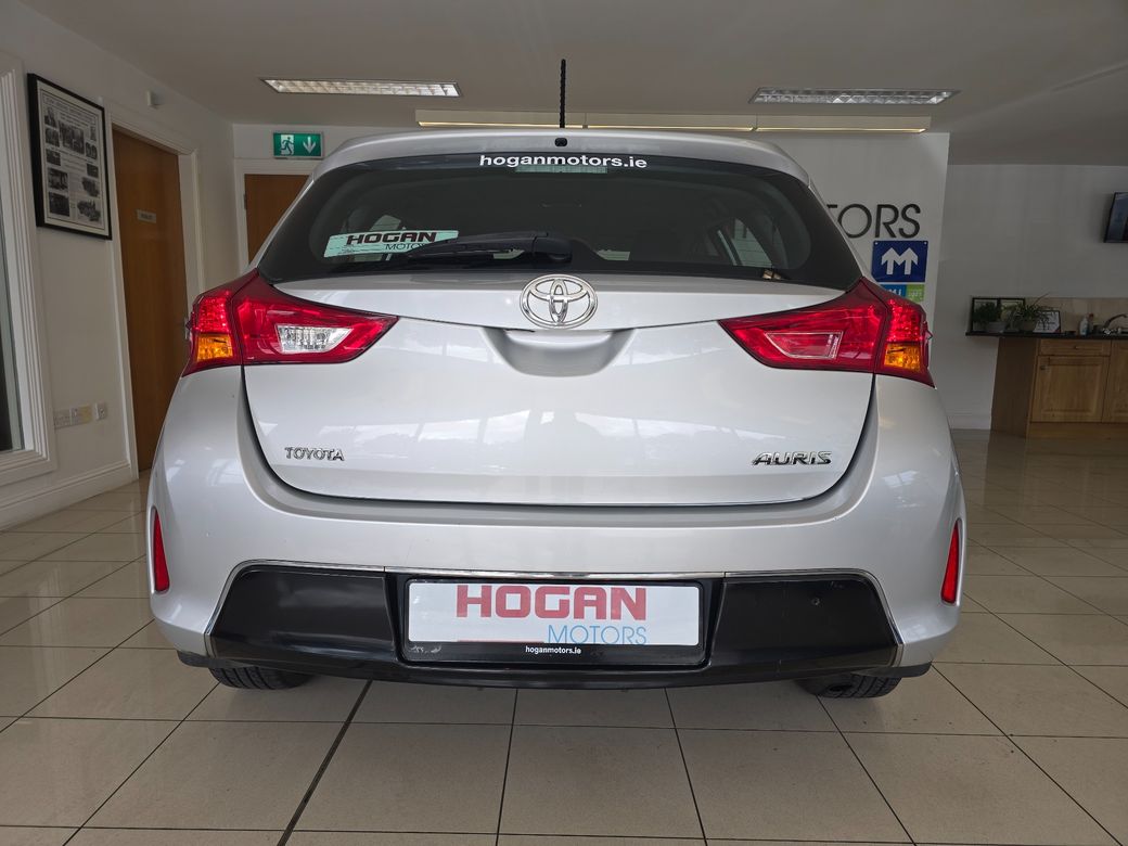 2014 Toyota Auris