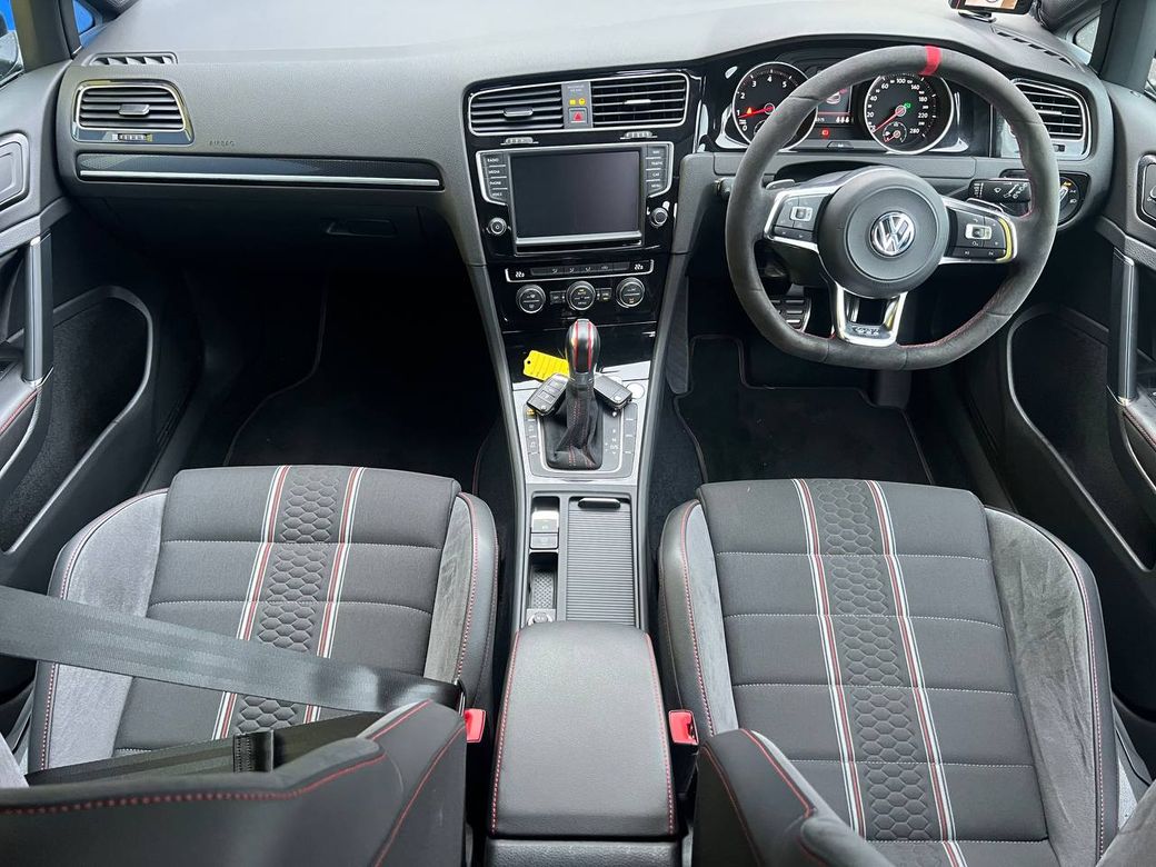 2016 Volkswagen Golf