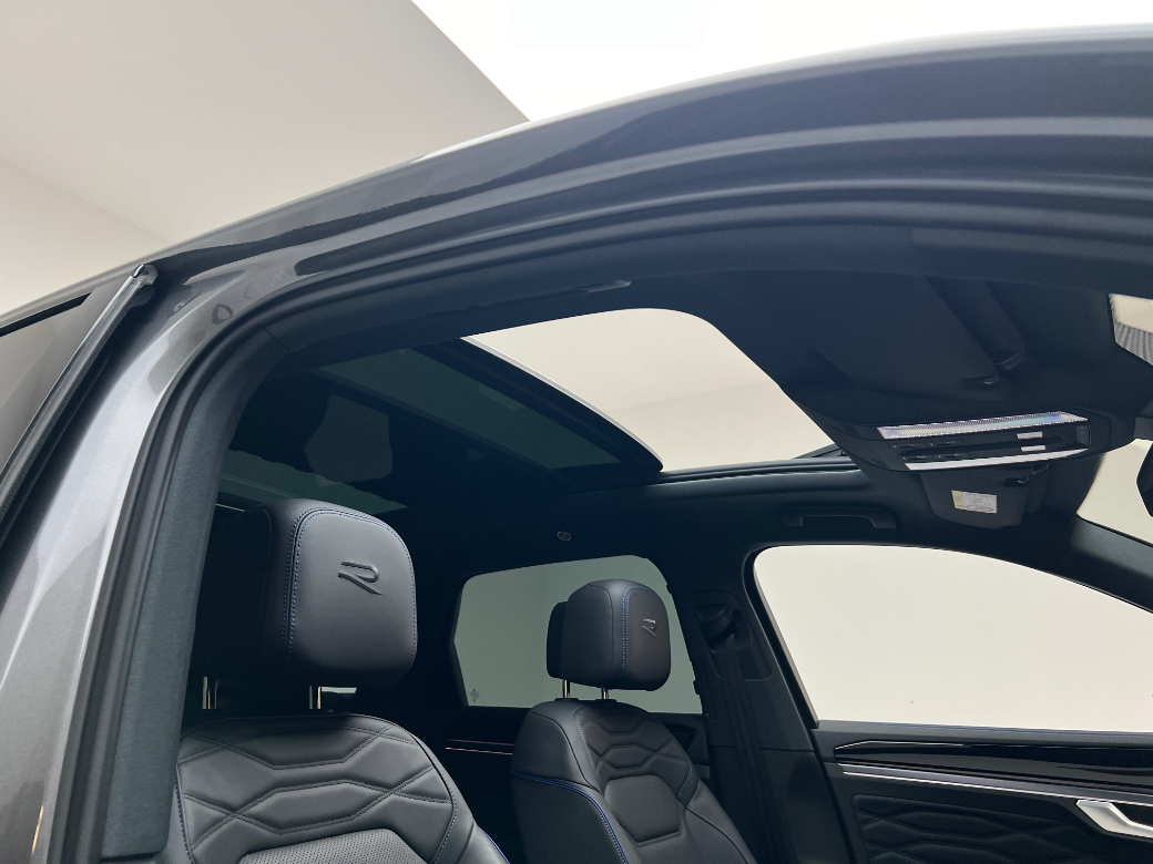 2025 Volkswagen Touareg
