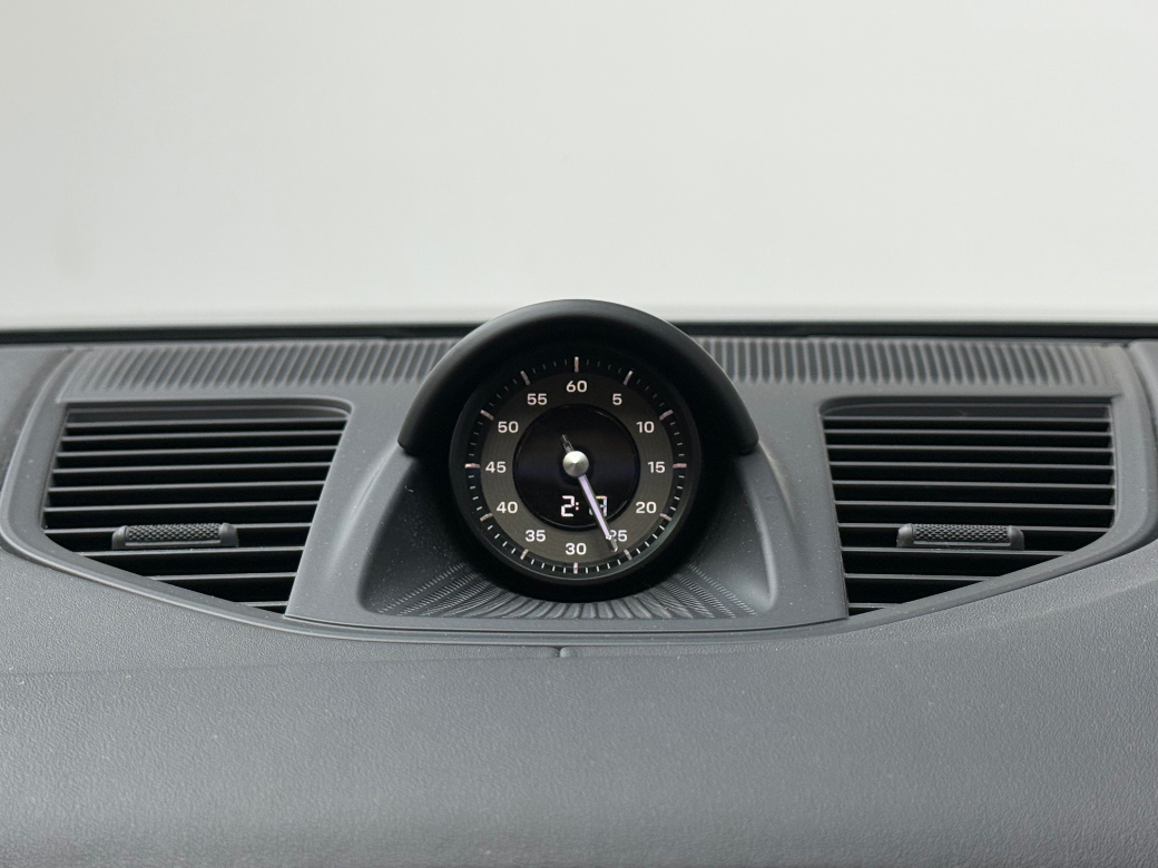 2025 Porsche Panamera