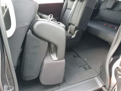 2015 Honda Stepwagon