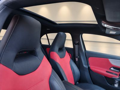 2019 Mercedes-Benz A 180