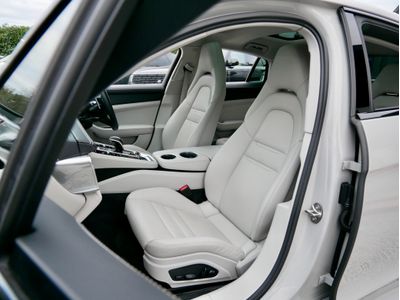 2023 Porsche Panamera