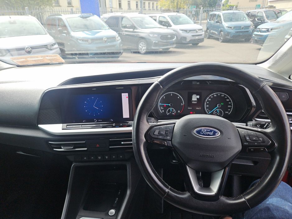2023 Ford Tourneo