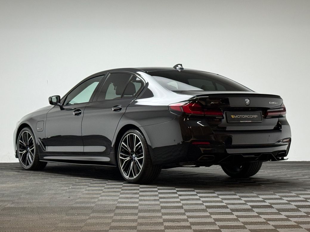 2022 BMW 5 Series