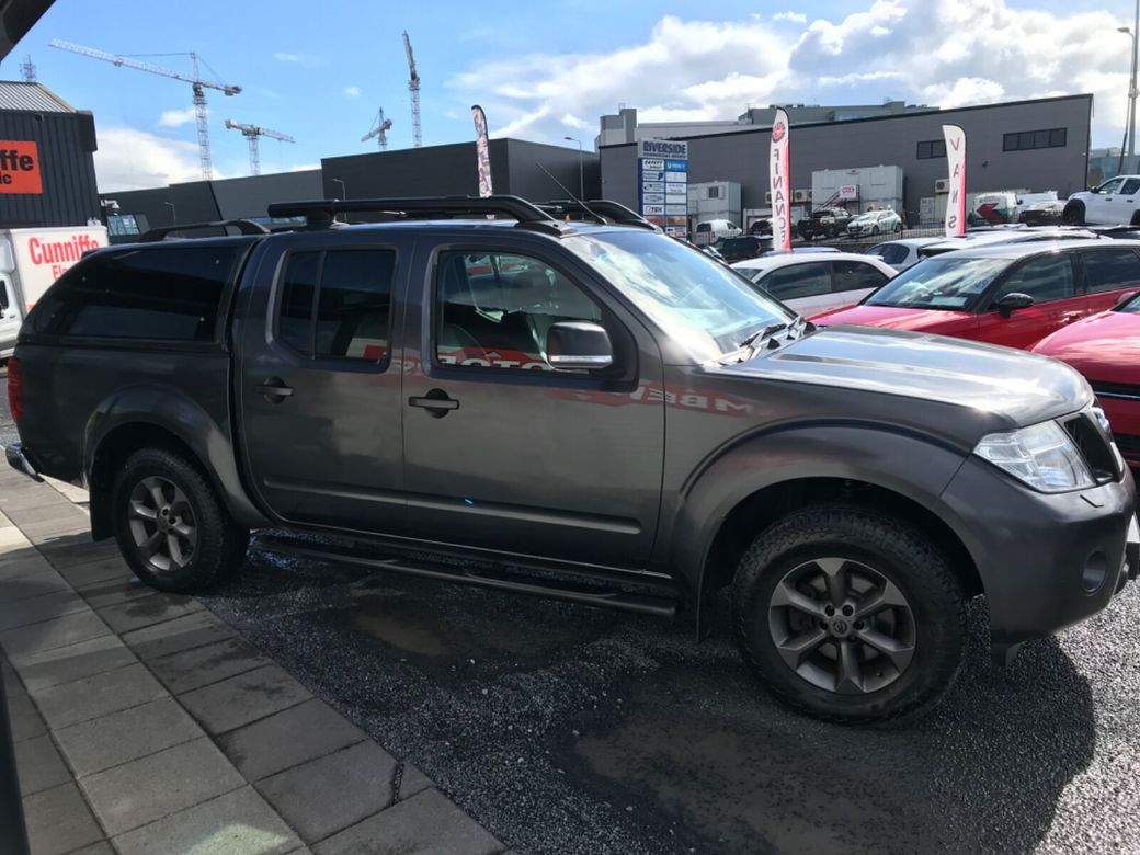 2015 Nissan Navara