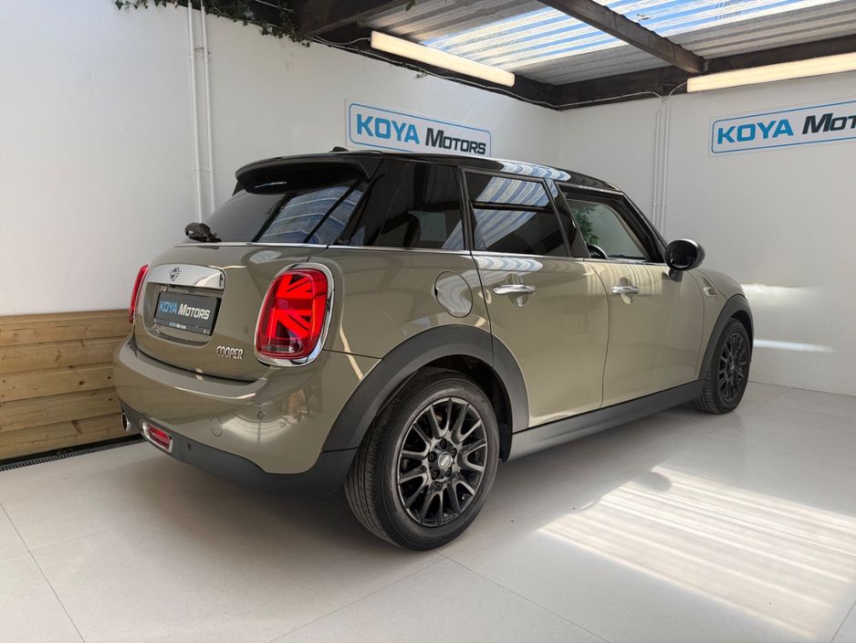 2019 Mini Hatch