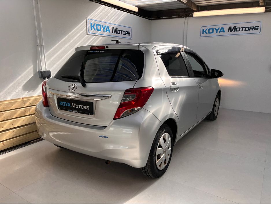 2016 Toyota Vitz