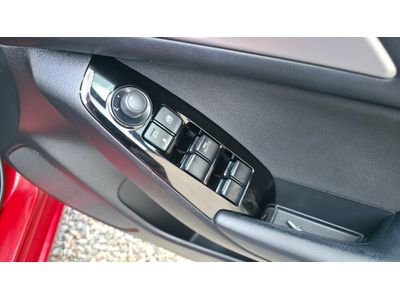 2018 Mazda Axela