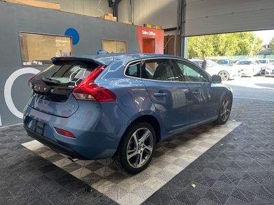 2016 Volvo V40