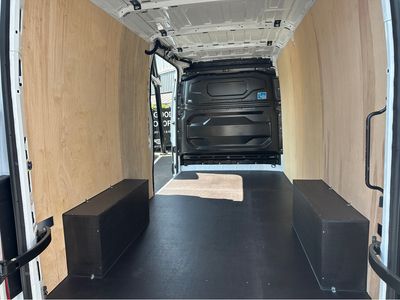 2025 Renault Master