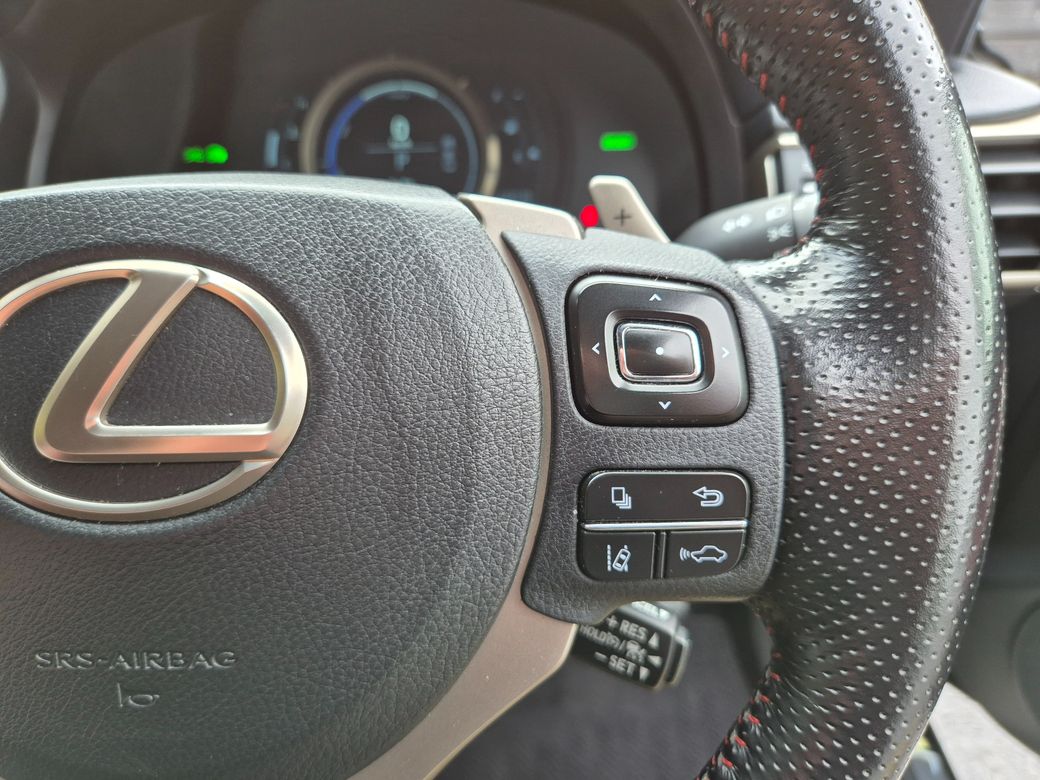 2020 Lexus IS 300h