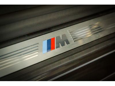2023 BMW 530