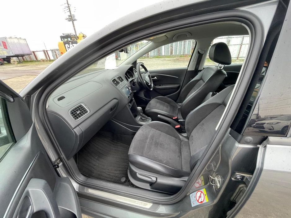 2017 Volkswagen Polo