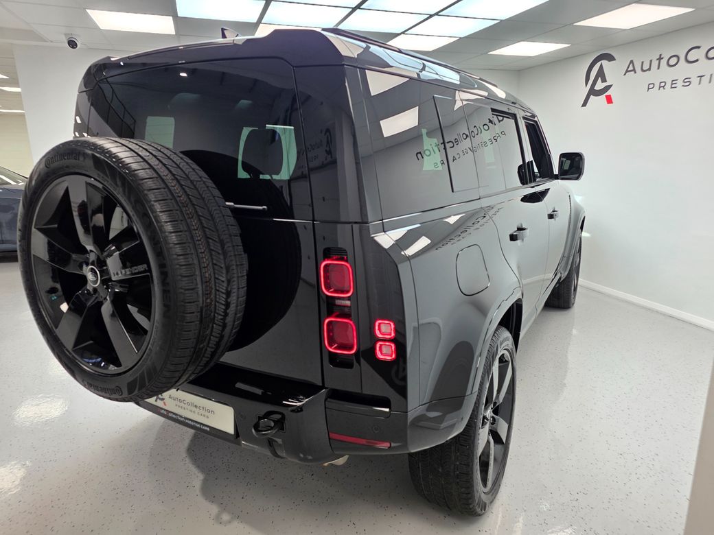 2025 Land Rover Defender 110