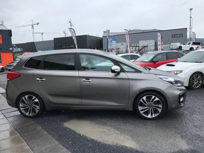 2017 Kia Carens