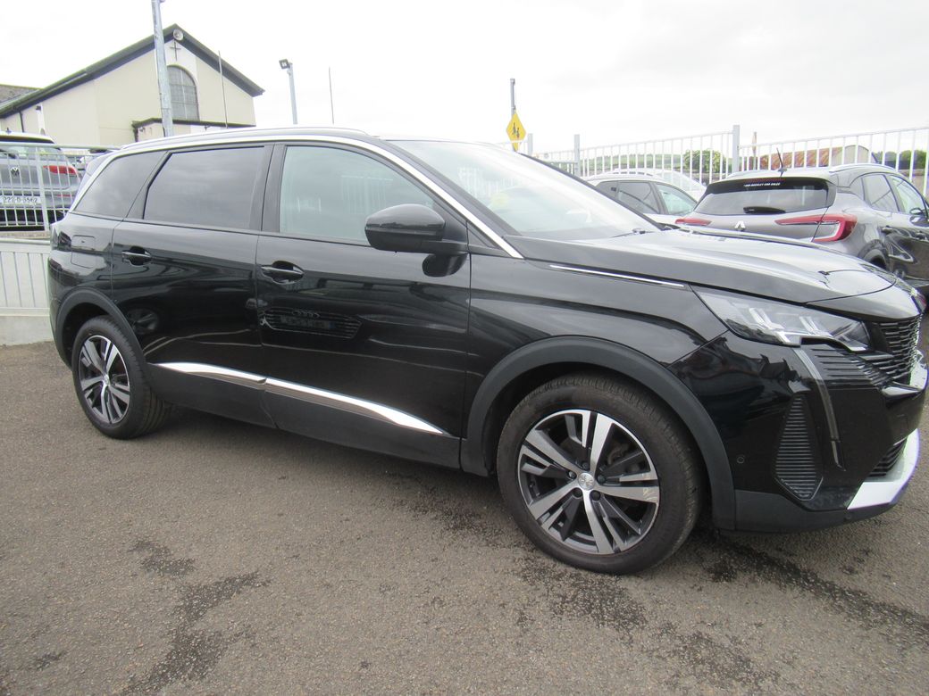 2022 Peugeot 5008