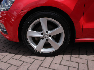 2017 Volkswagen Polo