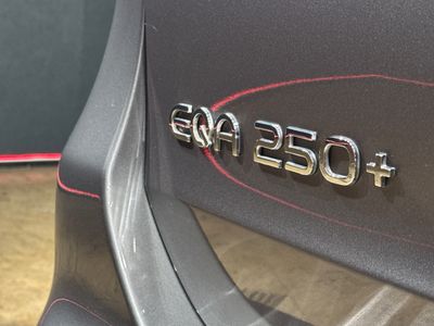 2025 Mercedes-Benz EQA