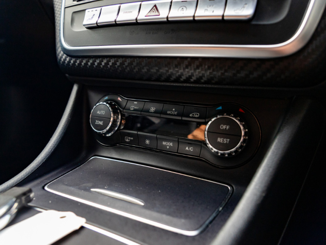 2016 Mercedes-Benz A 180