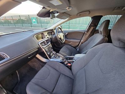 2013 Volvo V40