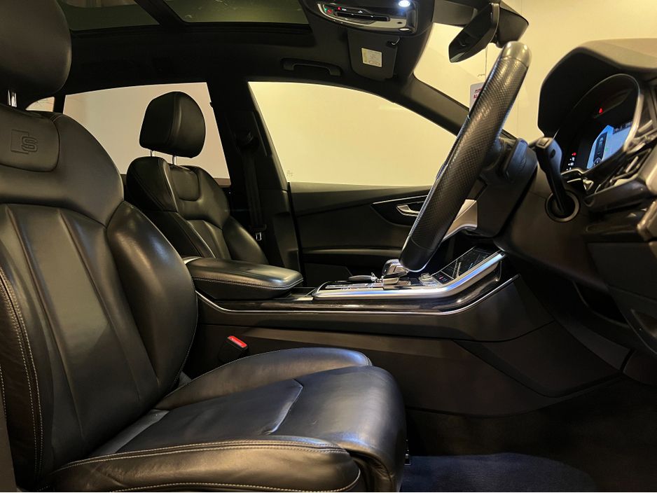 2018 Audi Q8