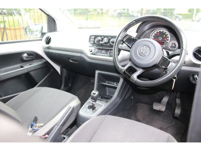 2013 Volkswagen up!