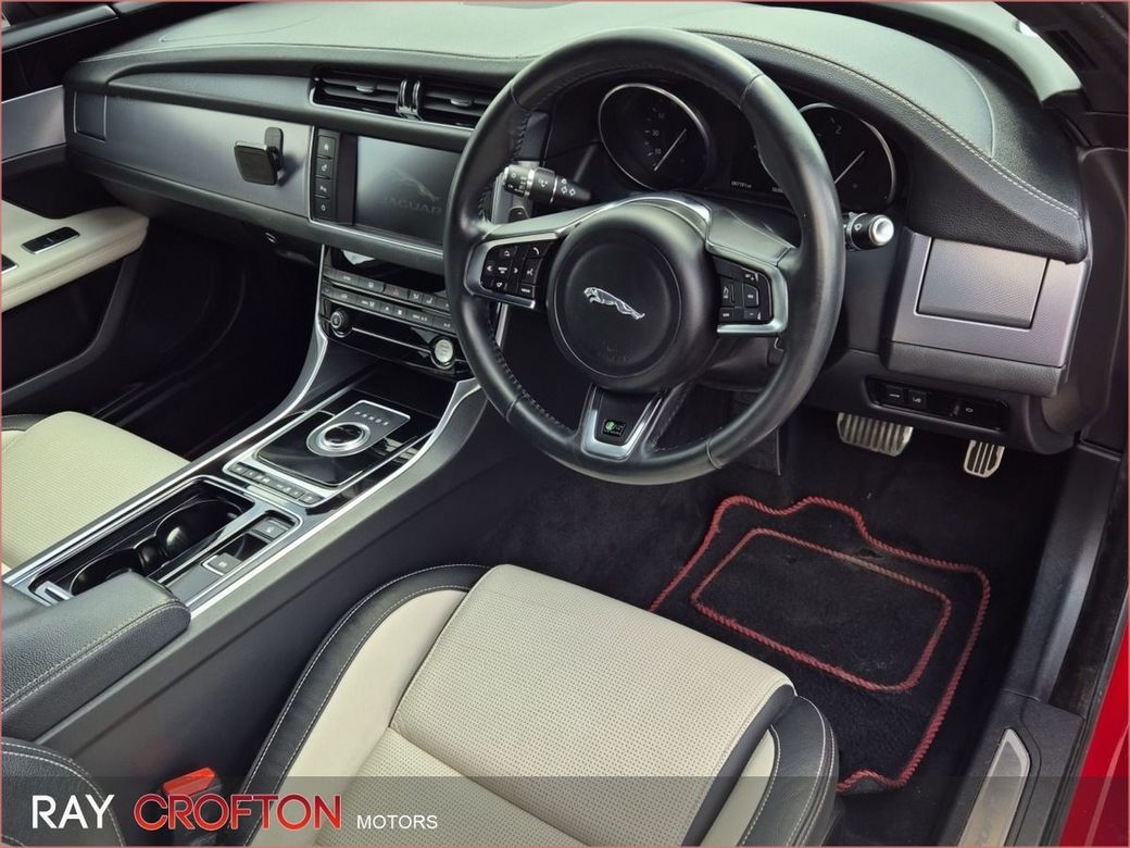 2016 Jaguar XF