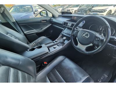 2019 Lexus IS