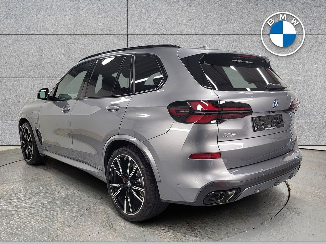 2026 BMW X5