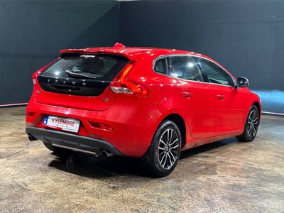 2018 Volvo V40