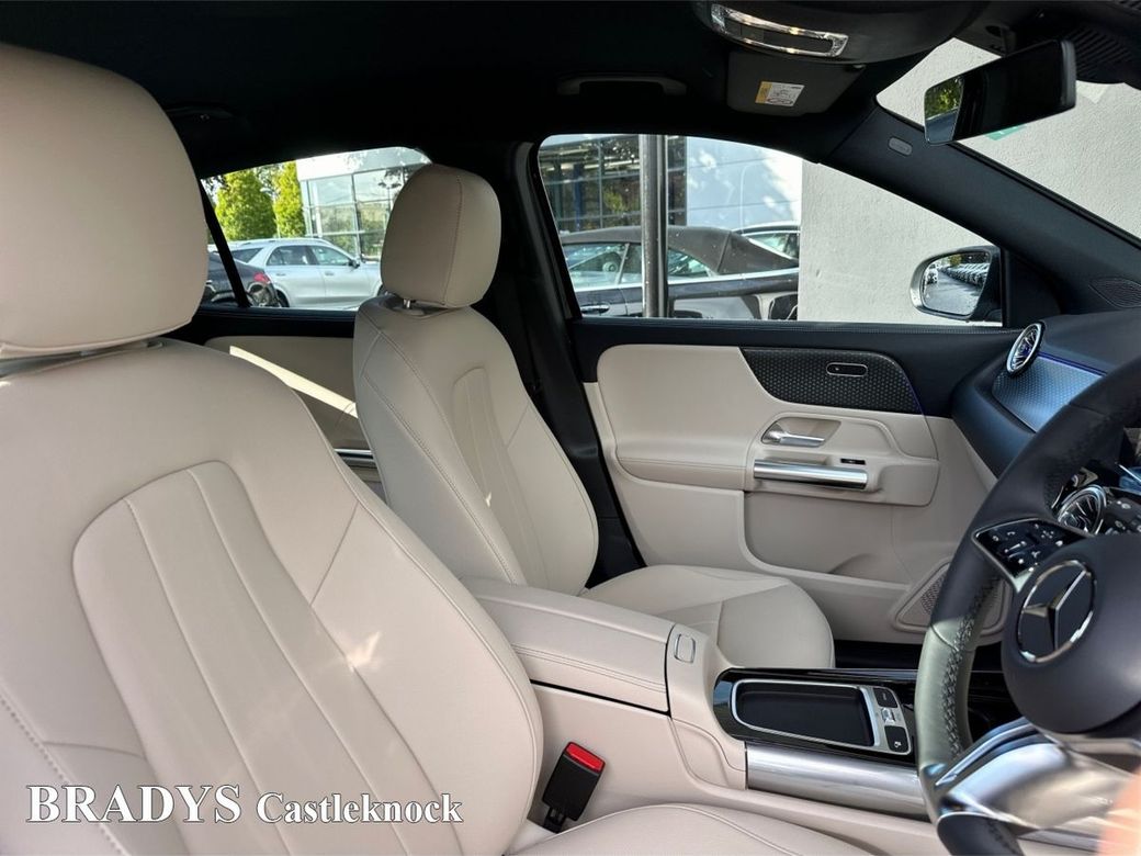 2025 Mercedes-Benz EQA