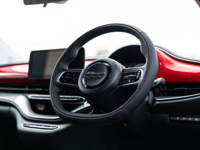 2025 Fiat 500e