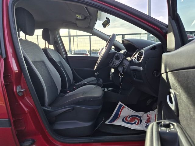 2011 Renault Clio