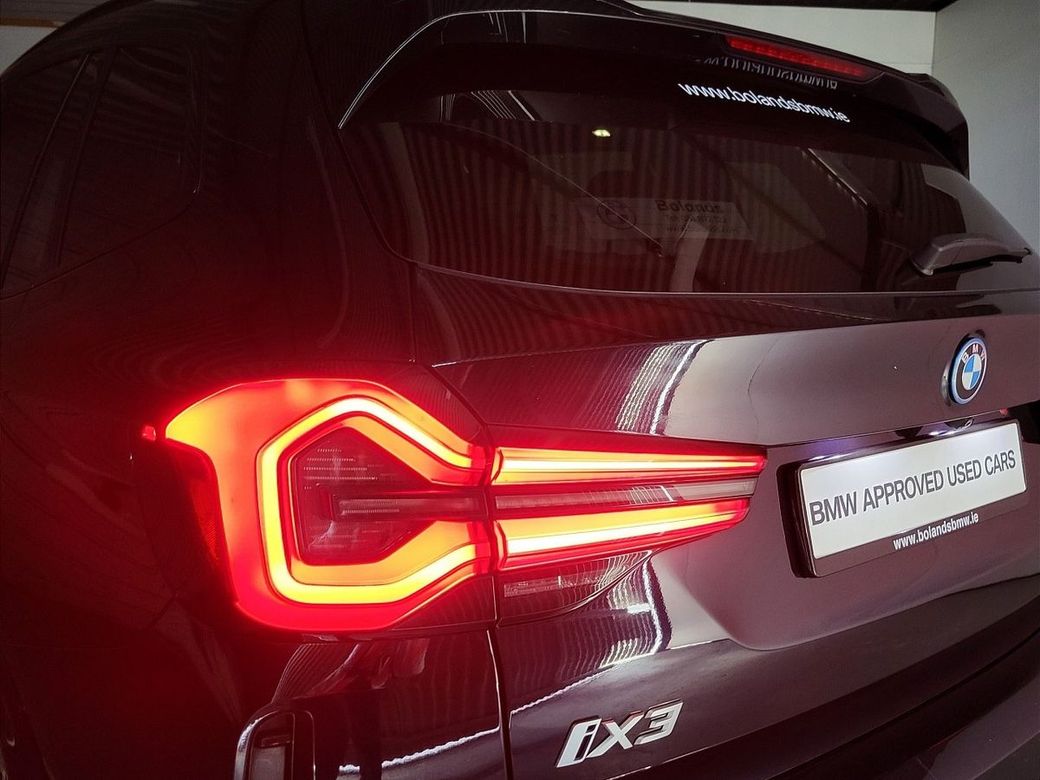 2022 BMW iX3