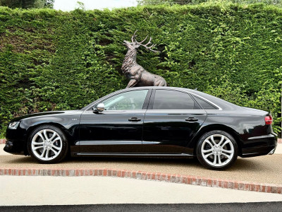 2016 Audi S8