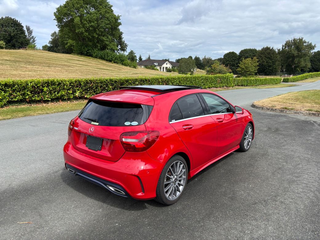 2017 Mercedes-Benz A 180