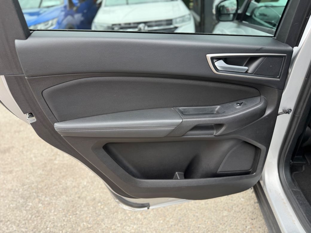 2017 Ford Galaxy