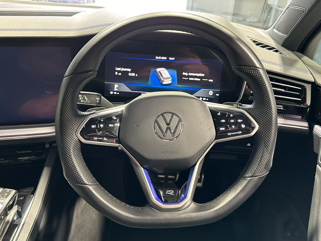 2022 Volkswagen Touareg