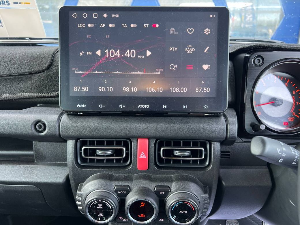 2023 Suzuki Jimny