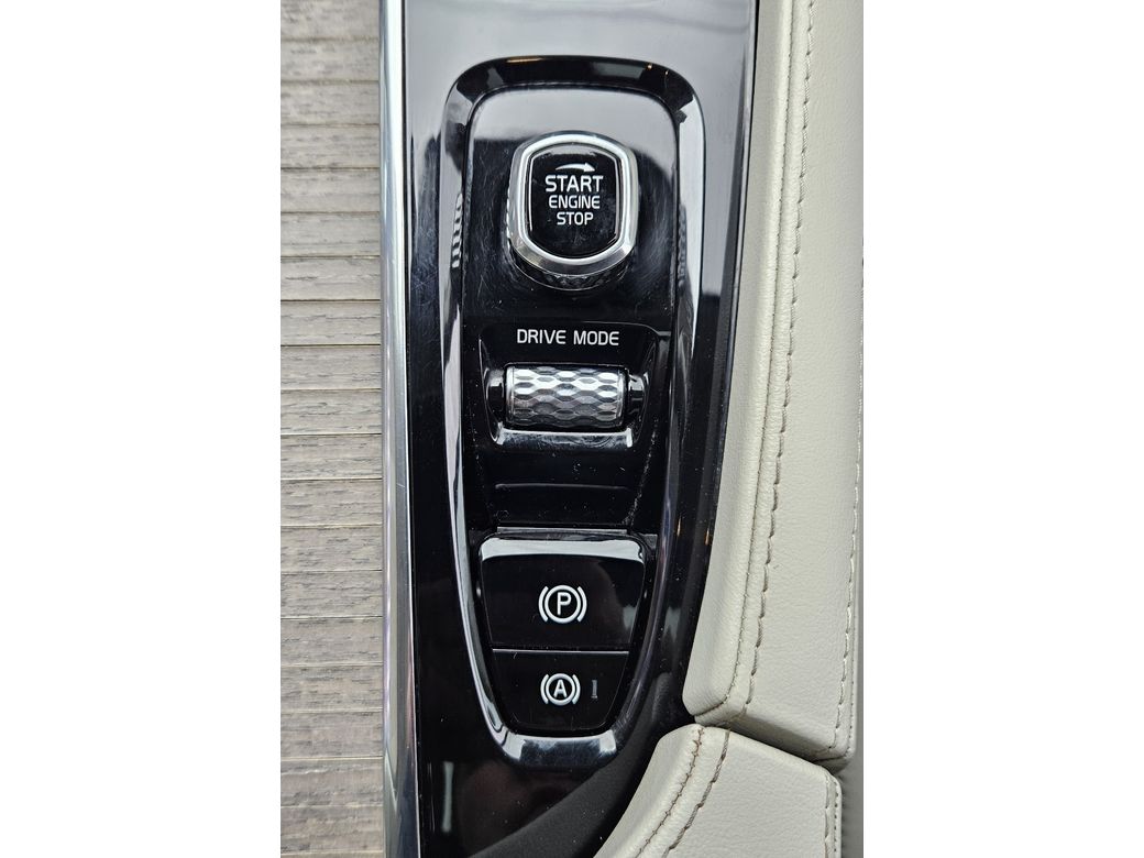 2021 Volvo XC90