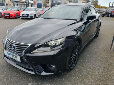 2015 Lexus IS 300h