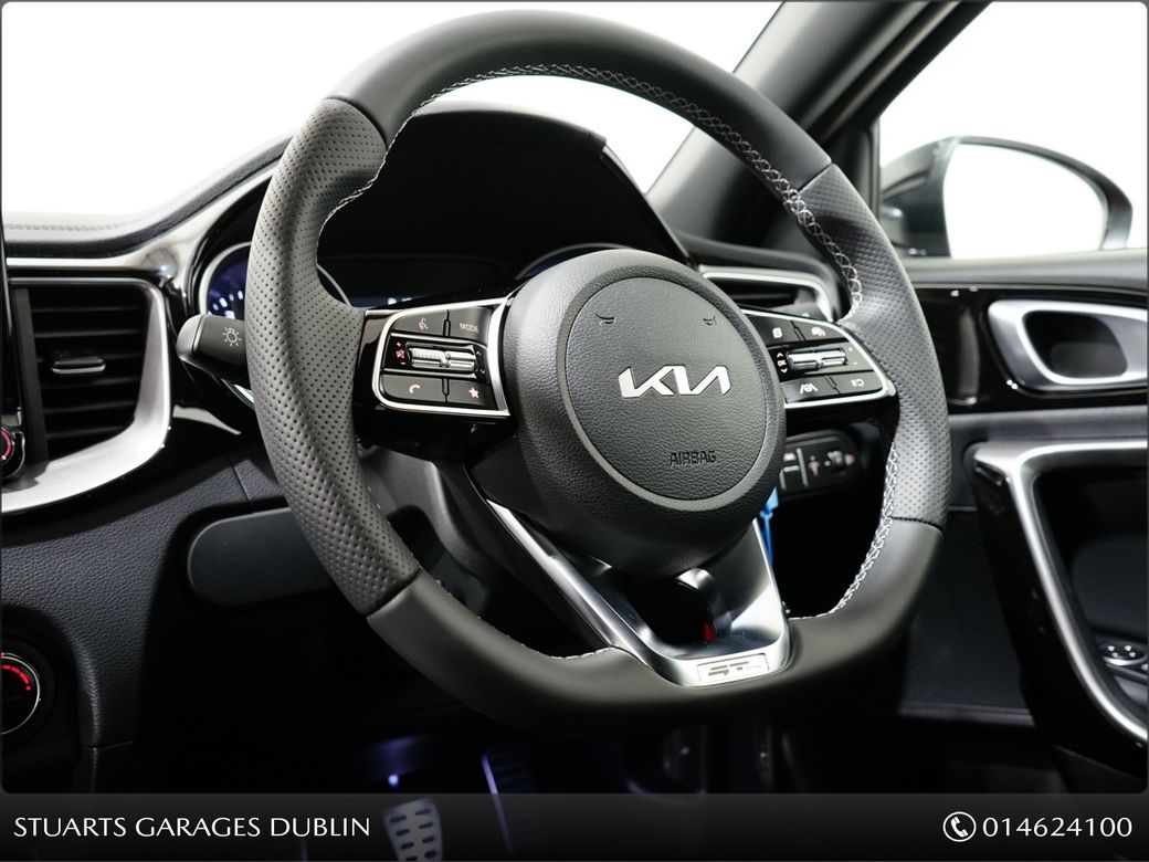 2023 Kia Ceed