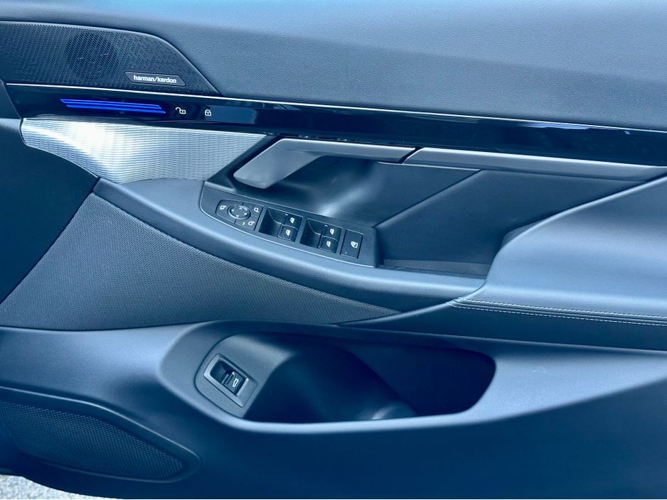 2025 BMW 5 Series