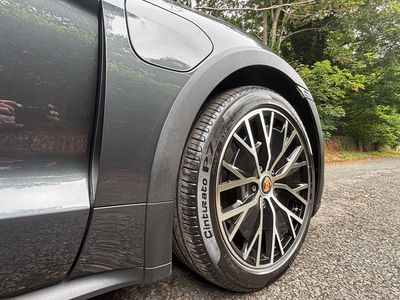 2022 Porsche Taycan