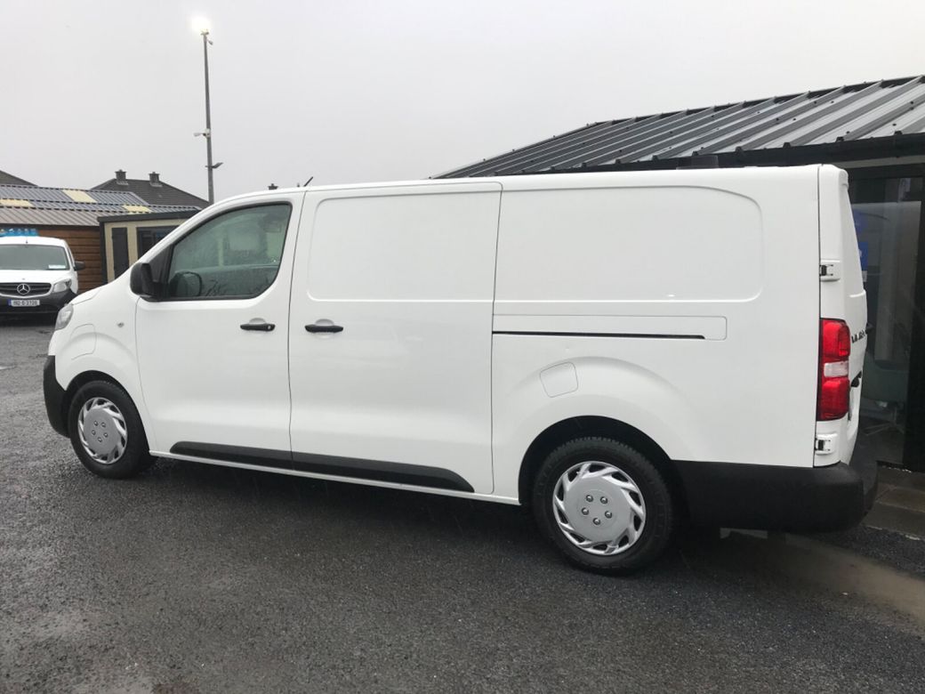 2021 Vauxhall Vivaro