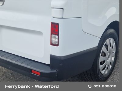 2023 Nissan Primastar